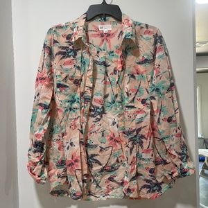Gap boyfriend print button down
